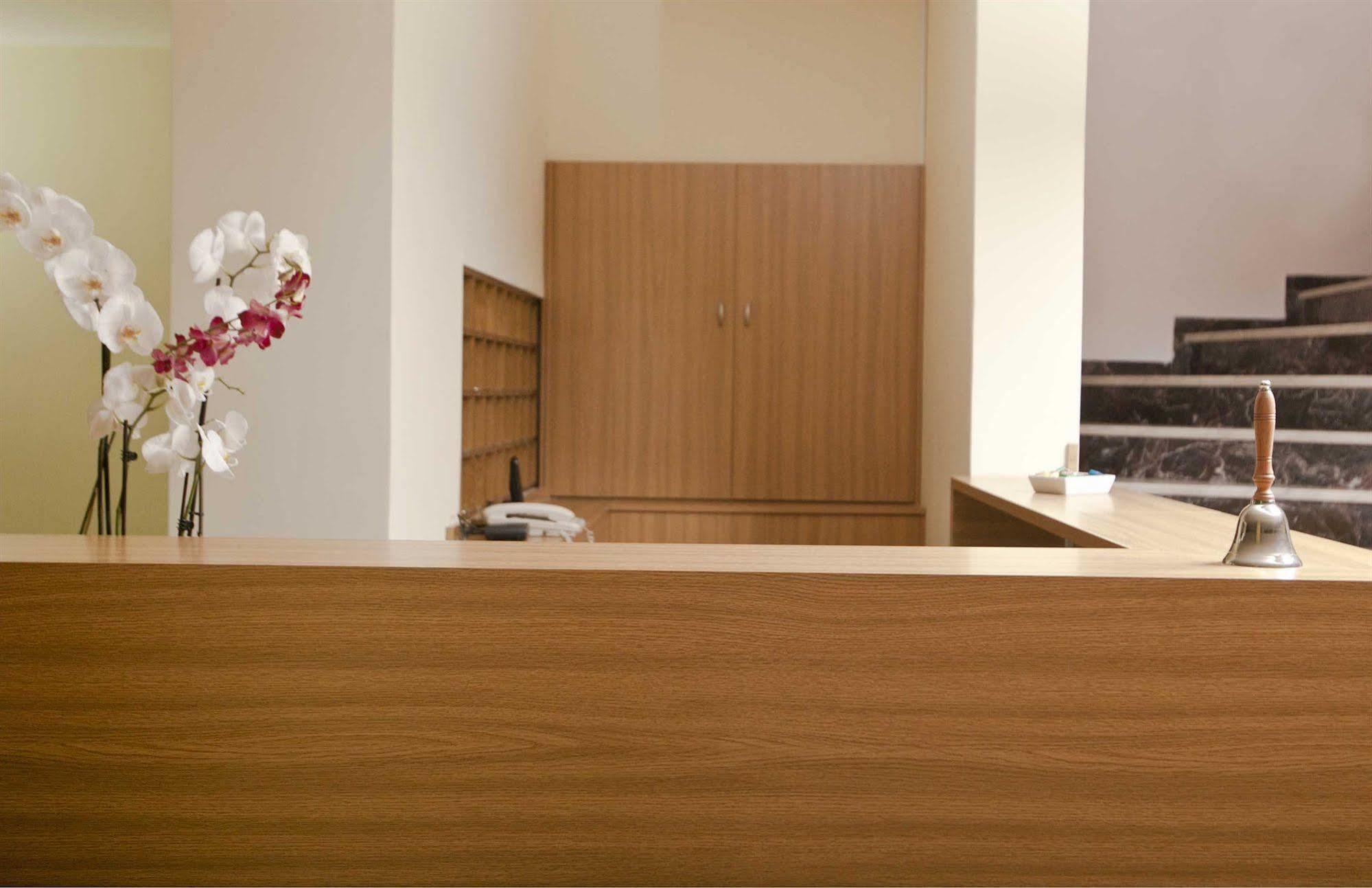 Minavra Hotel Atina Dış mekan fotoğraf
