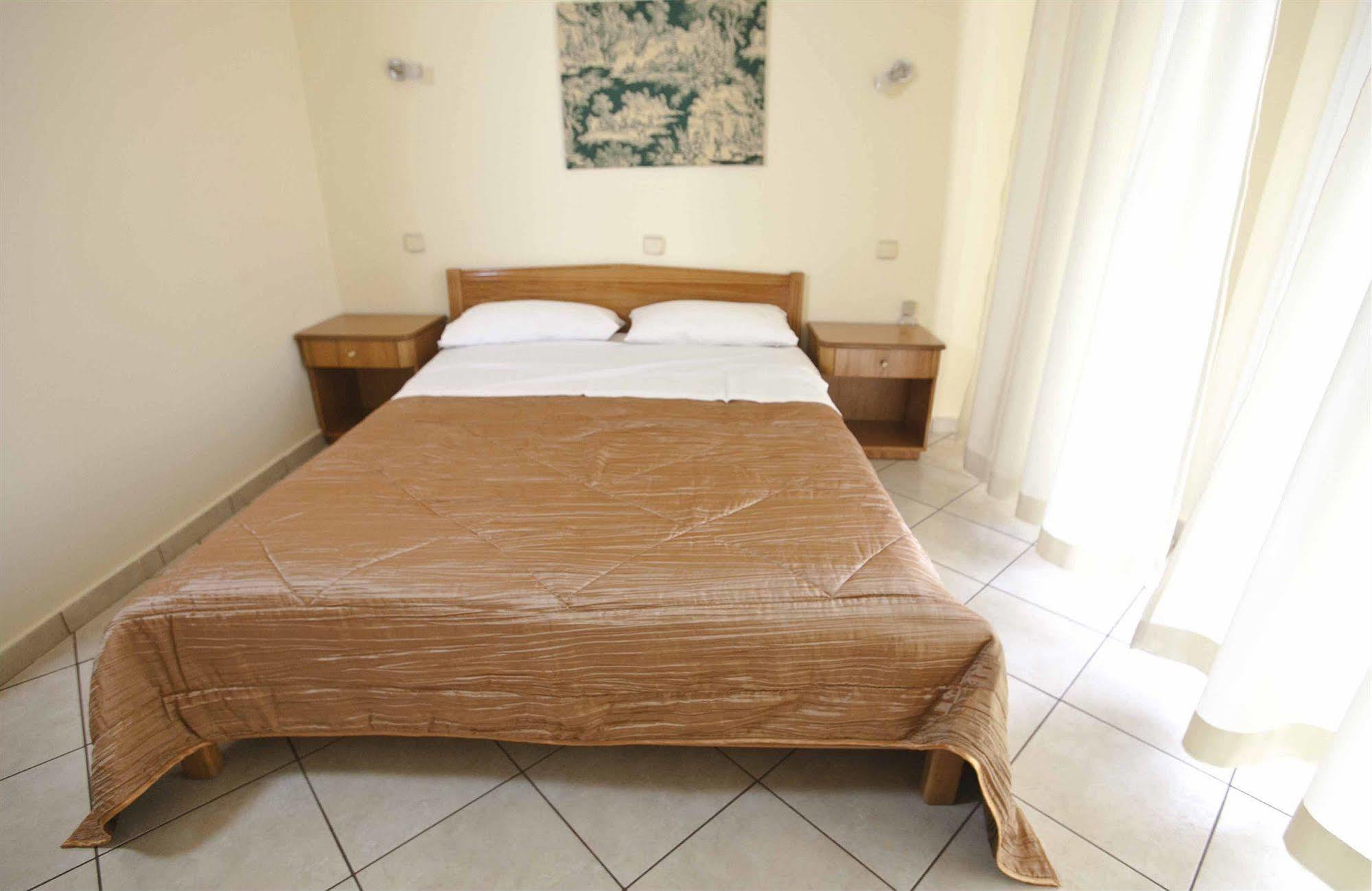 Minavra Hotel Atina Dış mekan fotoğraf